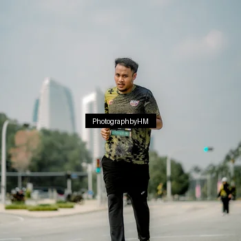 Runner Photo 6763753