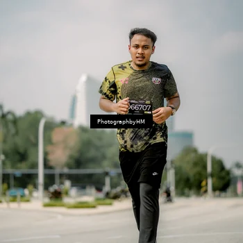 Runner Photo 6763755