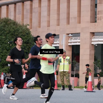 Runner Photo 6763760