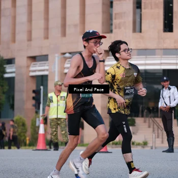 Runner Photo 6763761