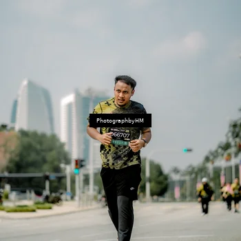 Runner Photo 6763774