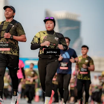 Runner Photo 6763779