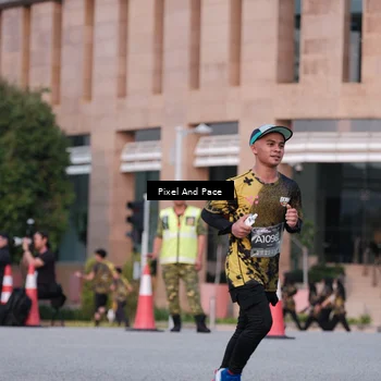 Runner Photo 6763788