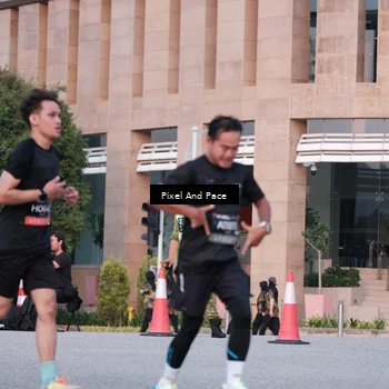 Runner Photo 6763790