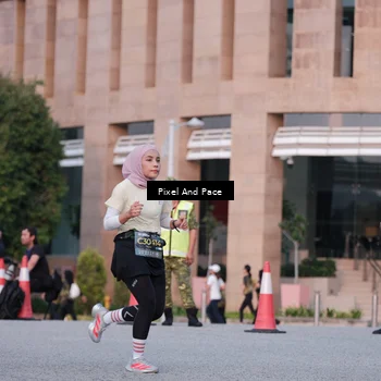 Runner Photo 6763802