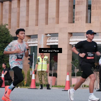 Runner Photo 6763827