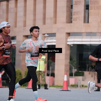 Runner Photo 6763828