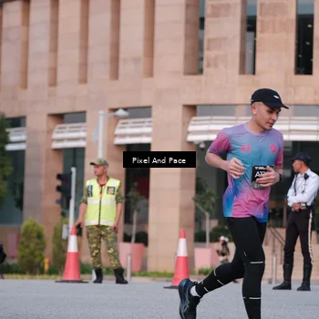 Runner Photo 6763883