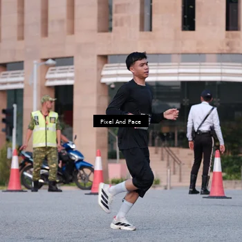 Runner Photo 6763915