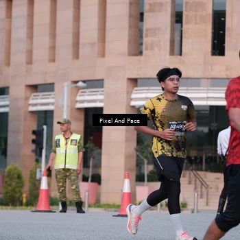 Runner Photo 6763916