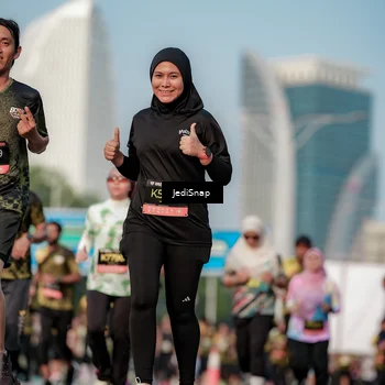 Runner Photo 6763931