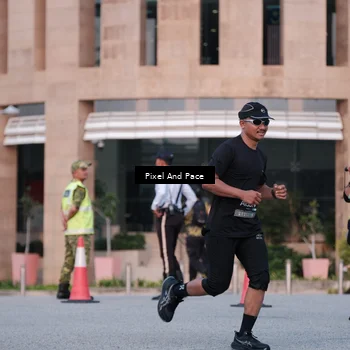 Runner Photo 6763951