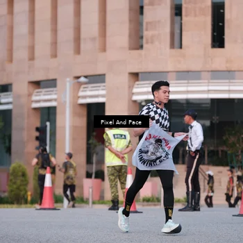 Runner Photo 6763965