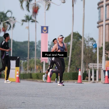 Runner Photo 6763999