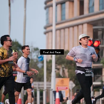 Runner Photo 6764027