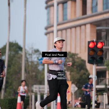 Runner Photo 6764031