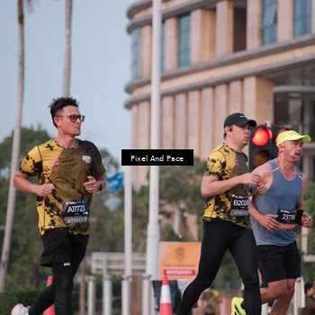 Runner Photo 6764047