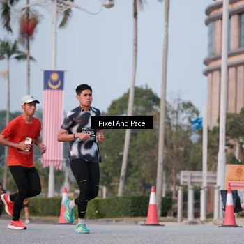 Runner Photo 6764082