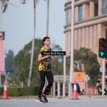 Runner Photo 6764093