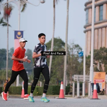 Runner Photo 6764099