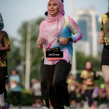 Runner Photo 6764112