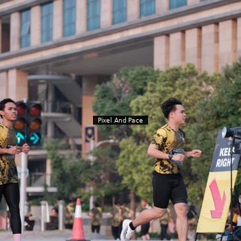 Runner Photo 6764143