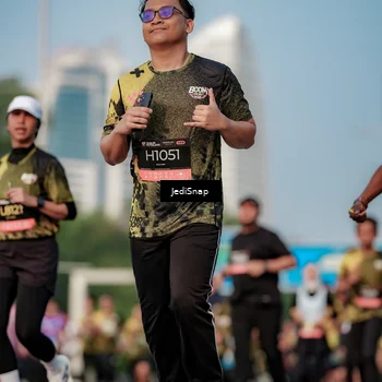 Runner Photo 6764149
