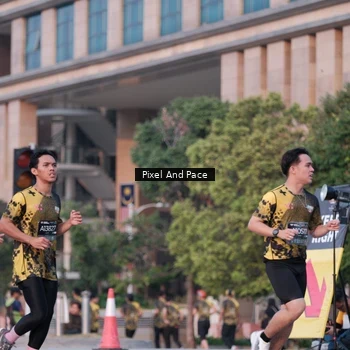 Runner Photo 6764155