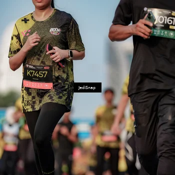 Runner Photo 6764176