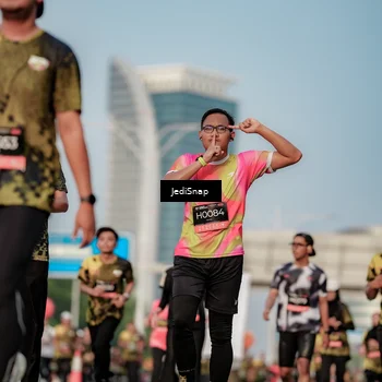 Runner Photo 6764188