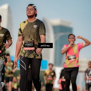 Runner Photo 6764193