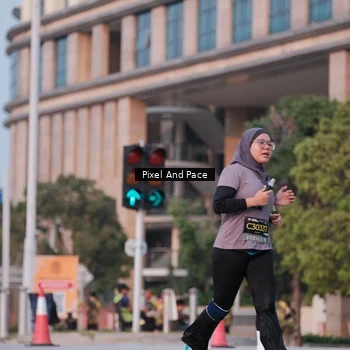 Runner Photo 6764207