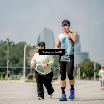 Runner Photo 6764235