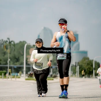 Runner Photo 6764237