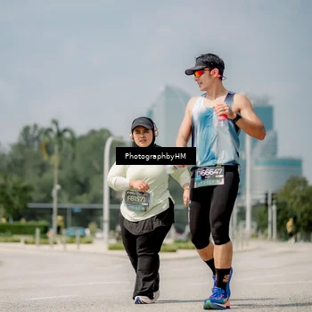 Runner Photo 6764240