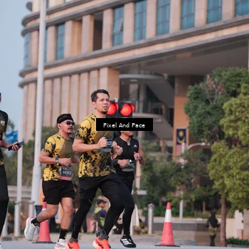 Runner Photo 6764243