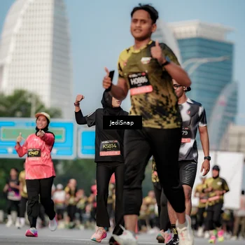 Runner Photo 6764258