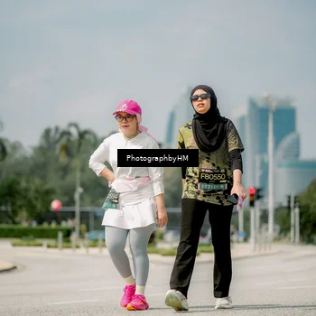 Runner Photo 6764275