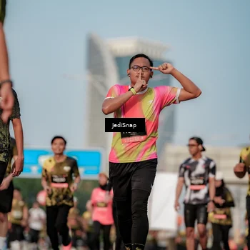 Runner Photo 6764279