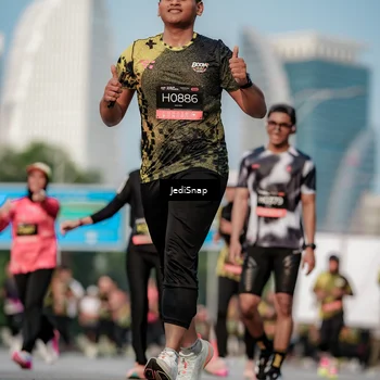 Runner Photo 6764282