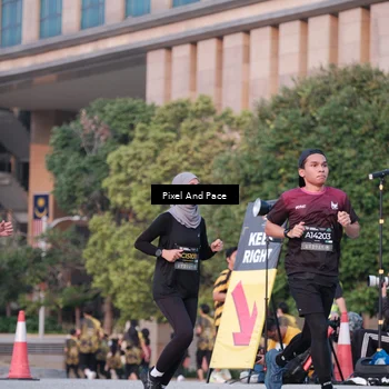 Runner Photo 6764322