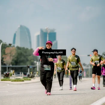 Runner Photo 6764327