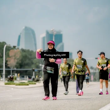 Runner Photo 6764334