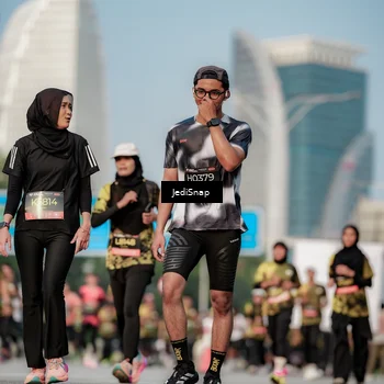 Runner Photo 6764344