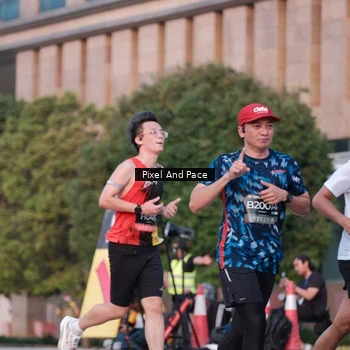 Runner Photo 6764358