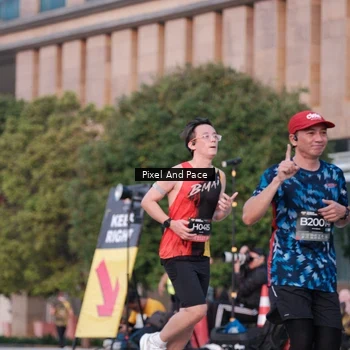 Runner Photo 6764359