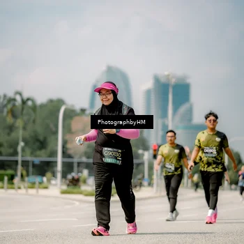 Runner Photo 6764361