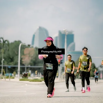 Runner Photo 6764363