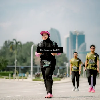 Runner Photo 6764366
