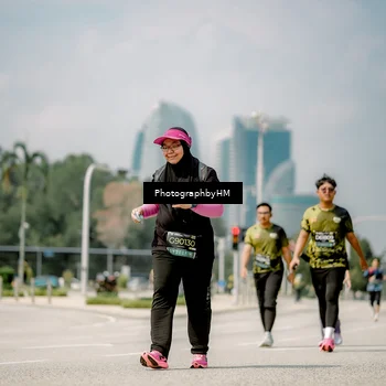 Runner Photo 6764374